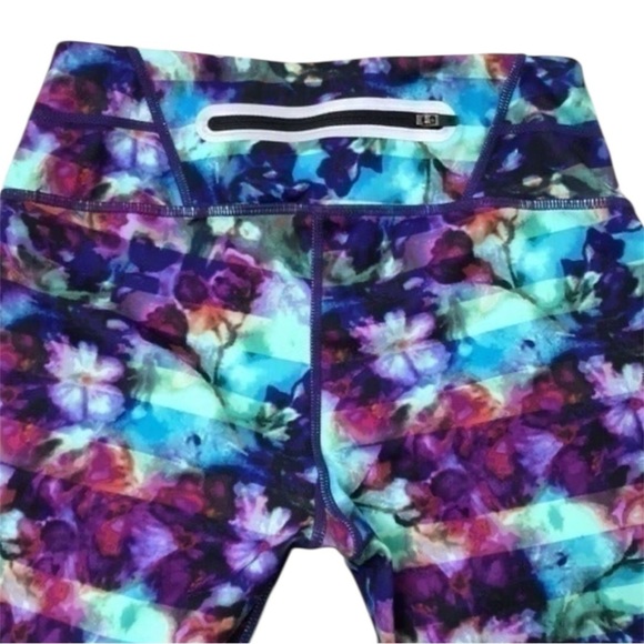 Athleta Multicolored Crop Pants Size XS - Picture 8 of 9